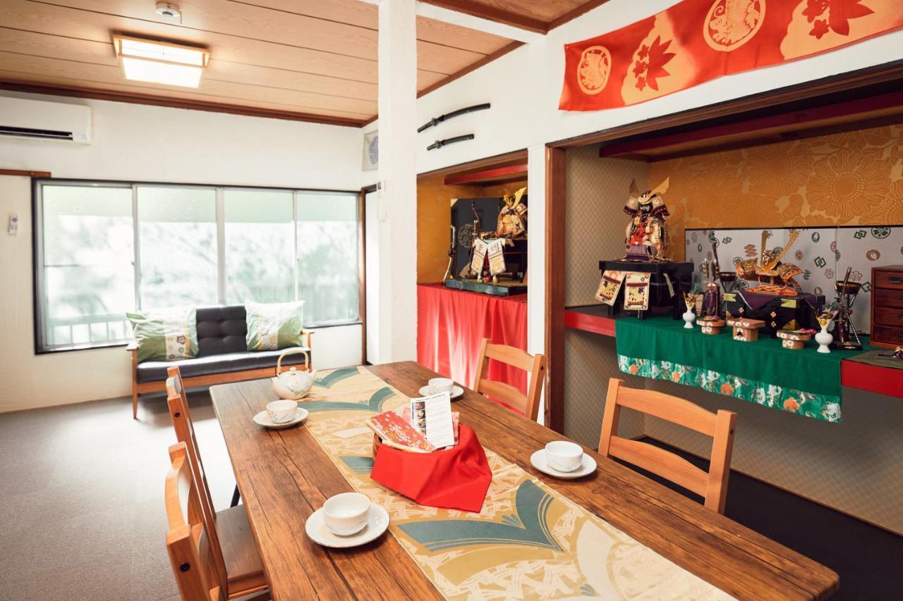 Villa Hakone Kabuto 古民家旅館 150平米 バス停迄一分 準天然温泉 最大12名 Bagian luar foto