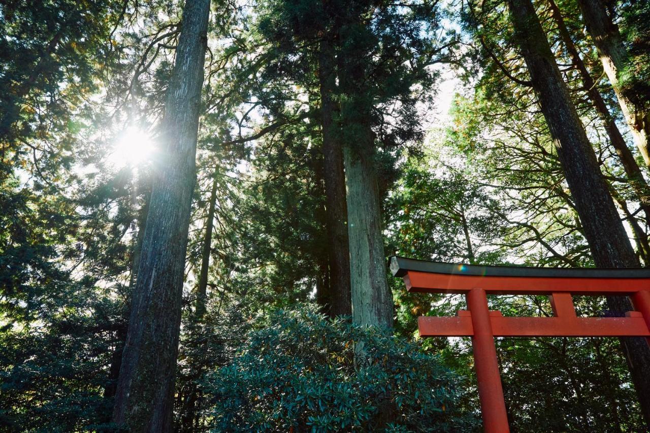 Villa Hakone Kabuto 古民家旅館 150平米 バス停迄一分 準天然温泉 最大12名 Bagian luar foto