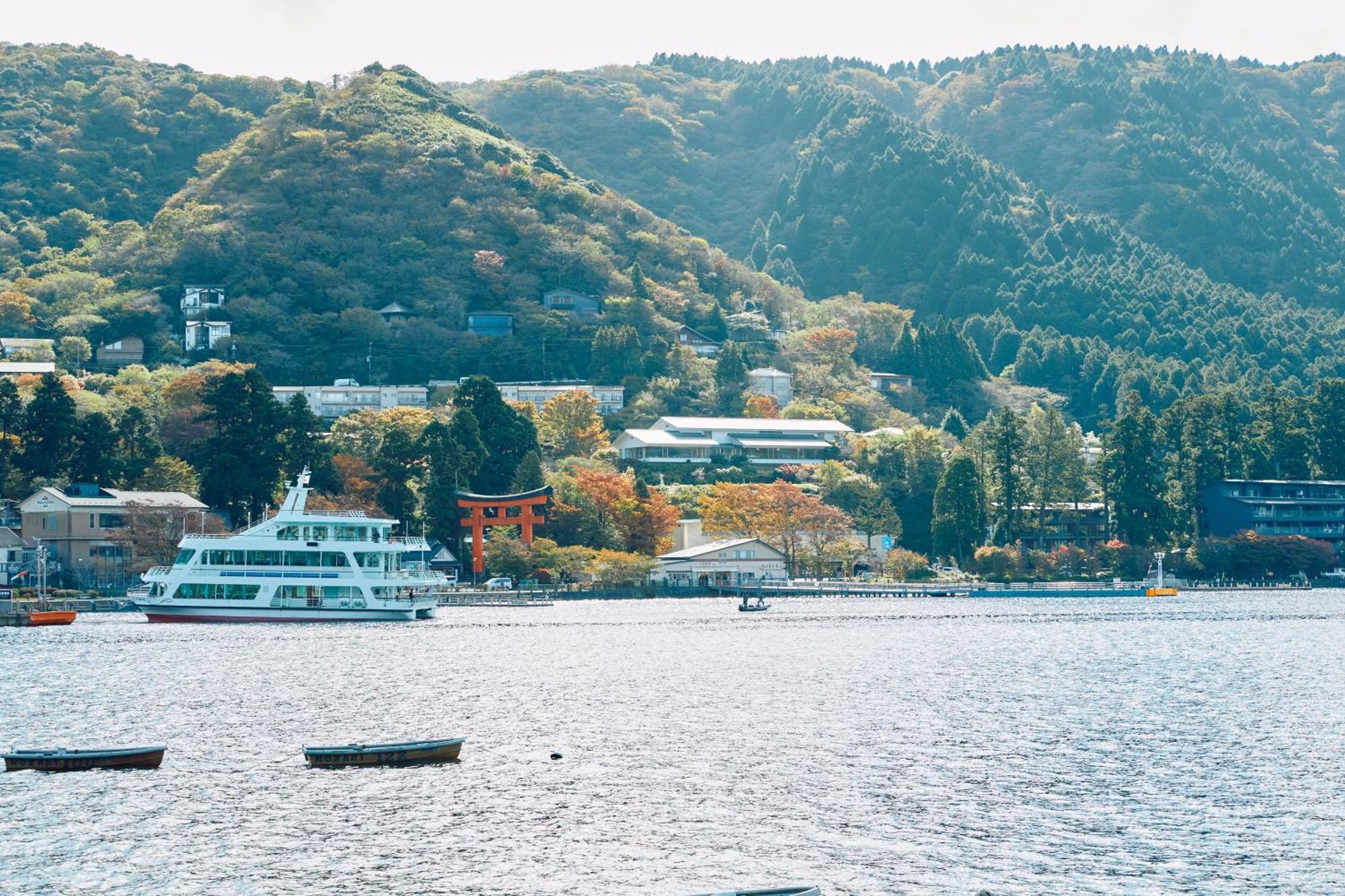 Villa Hakone Kabuto 古民家旅館 150平米 バス停迄一分 準天然温泉 最大12名 Bagian luar foto