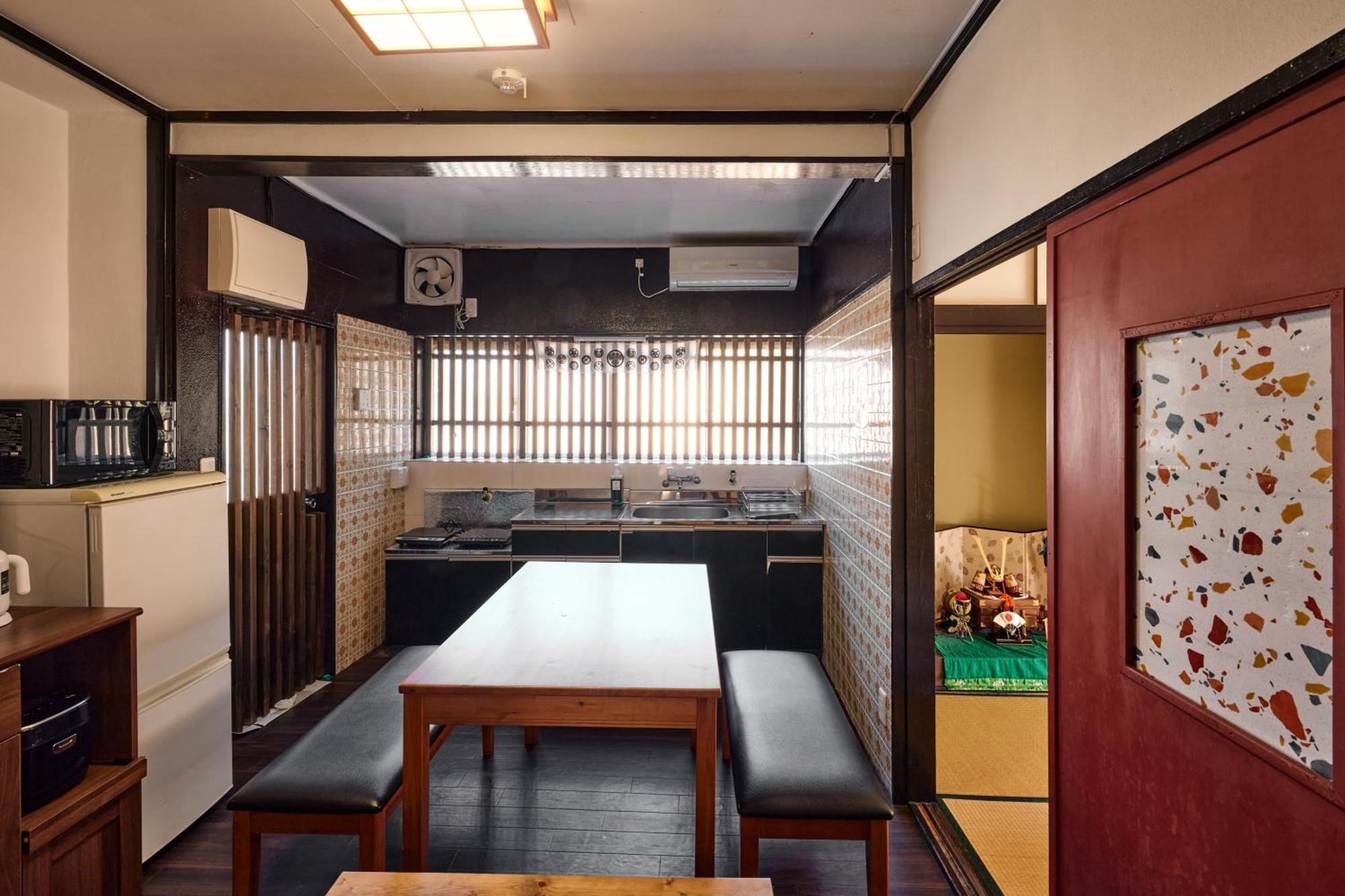 Villa Hakone Kabuto 古民家旅館 150平米 バス停迄一分 準天然温泉 最大12名 Bagian luar foto